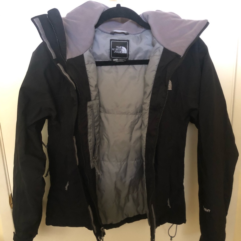 Women’s North Face HyVent black waterproof hooded zipper jacket